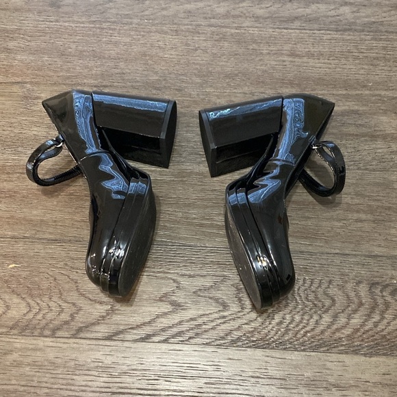 Steve Madden Nylo Mary Jane Pumps | Size 9 | Black - Picture 4 of 11